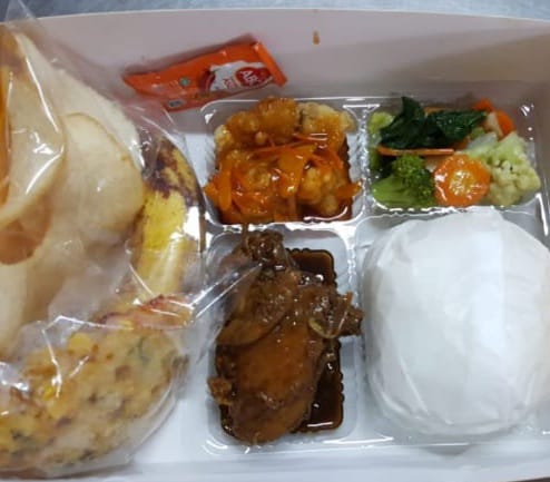 Nasi Box 4/ Catering Satu Satu Delapan