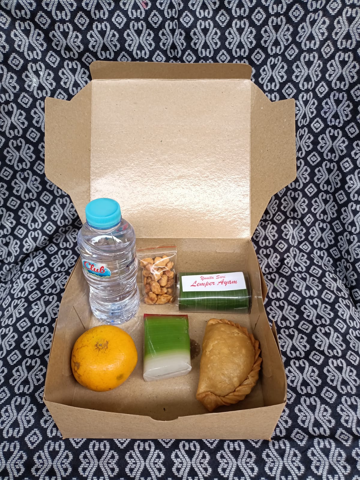 Snack Box - Warung Nek Cantik