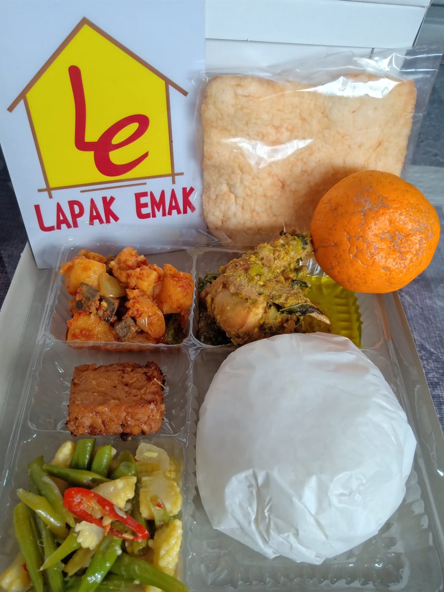 Nasi box ayam rica hijau