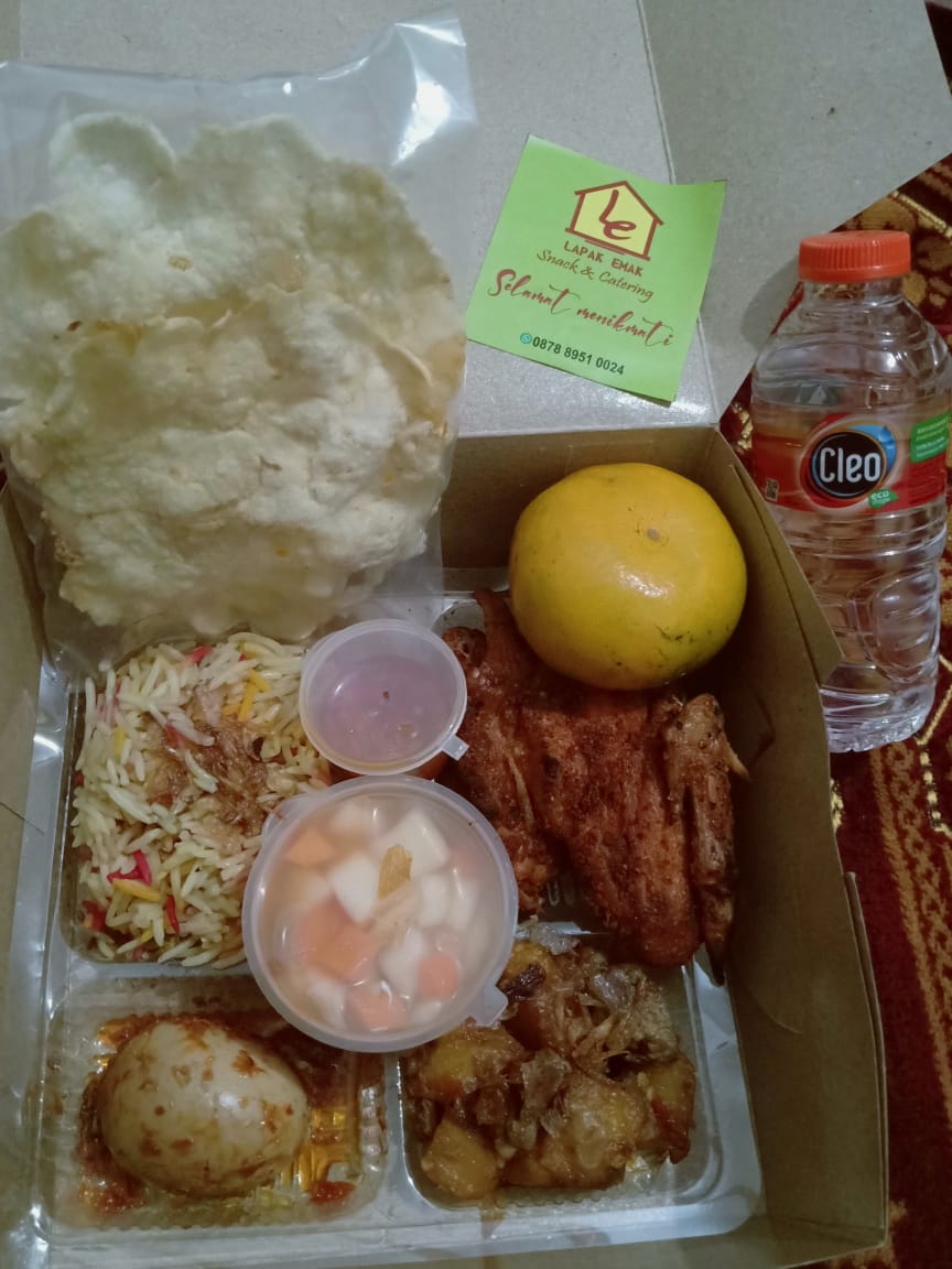 NASI MANDHI LAPAK EMAK