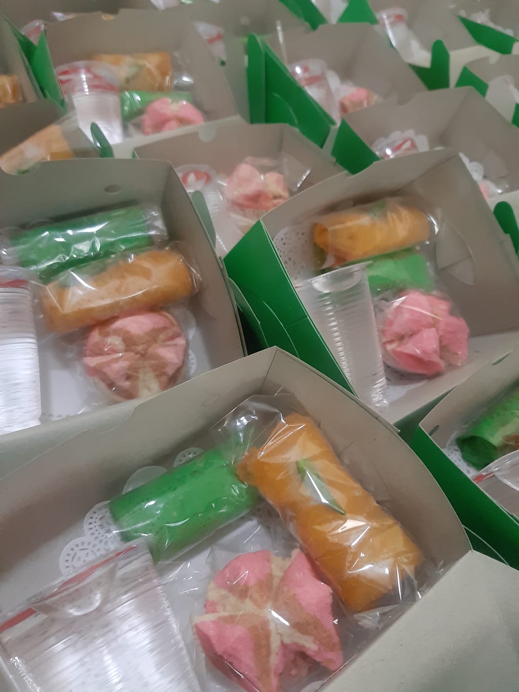 PAKET SNACK 4