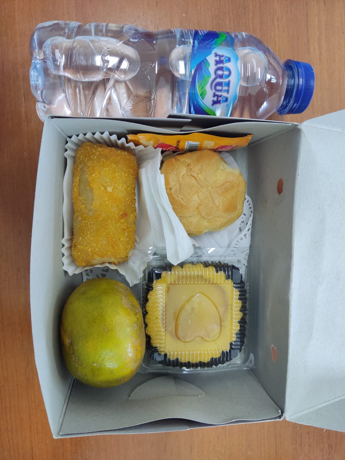 Snack Box 1 Dhirgam Cake And Cookies