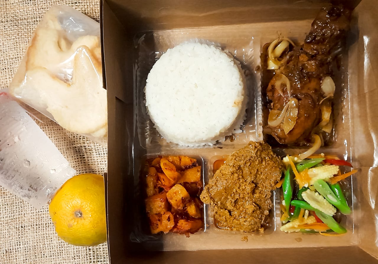 Nasi Bok 1 Aki Nini