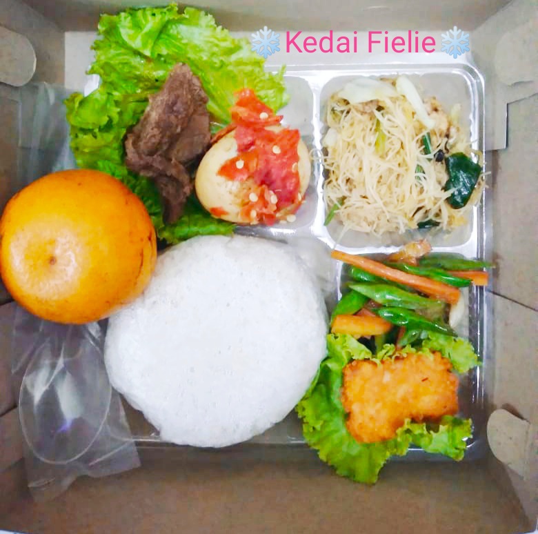 Nasi Box A Kedai Fielie