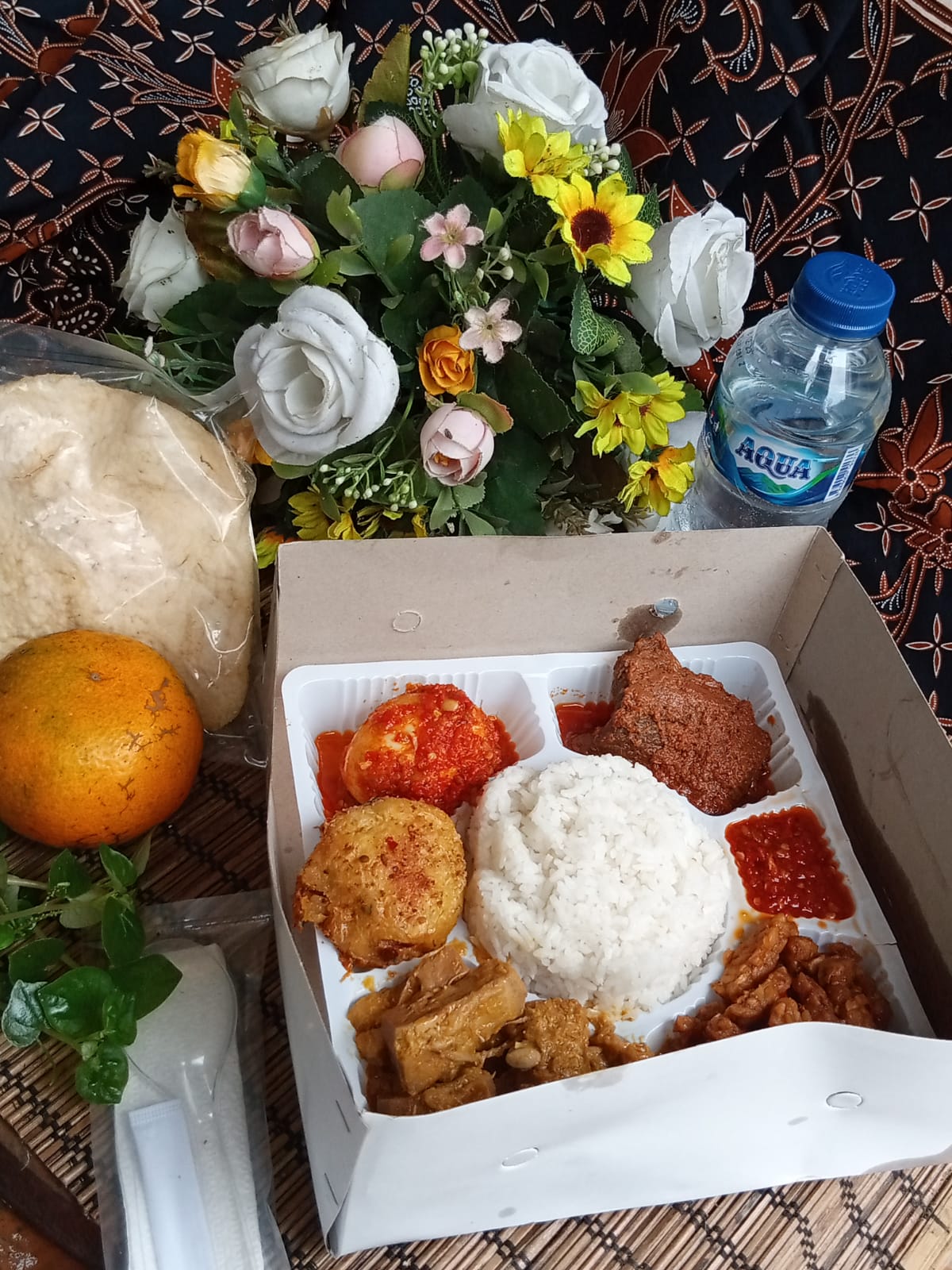 Nasi Bok 1 Ayam dan Bebek 46 Solo