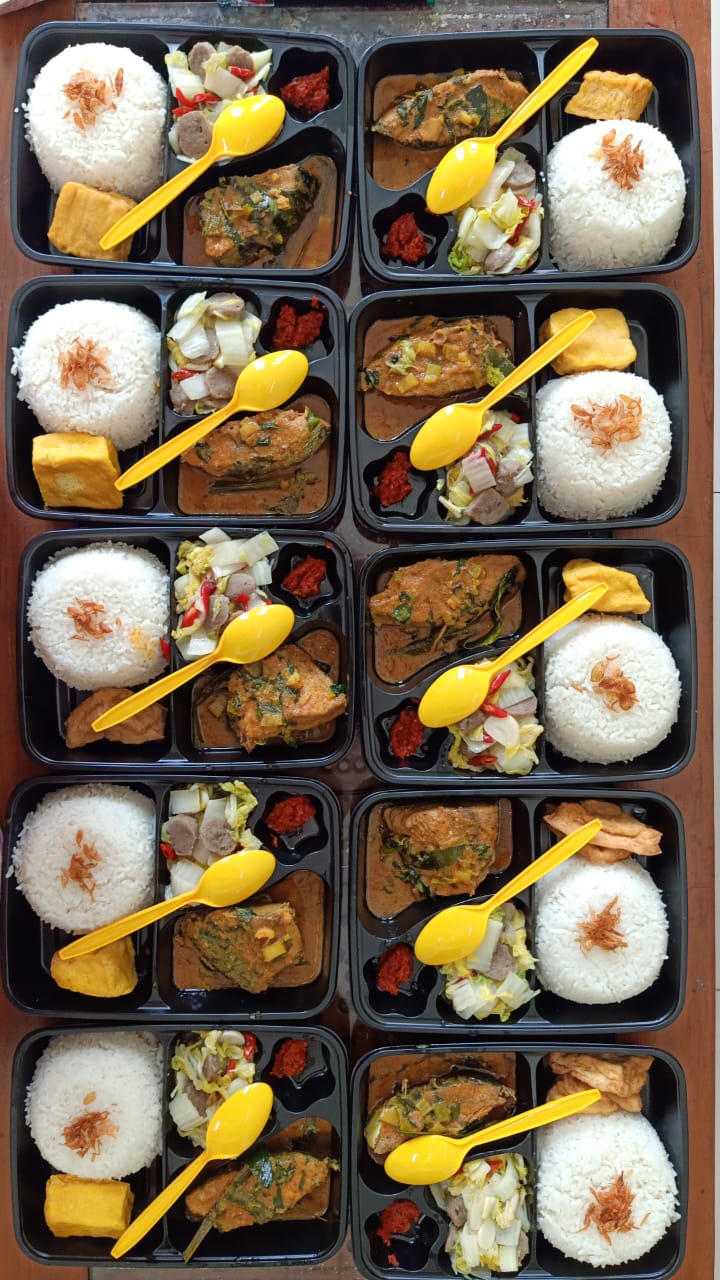 DAPOER CANDY NASI BOX