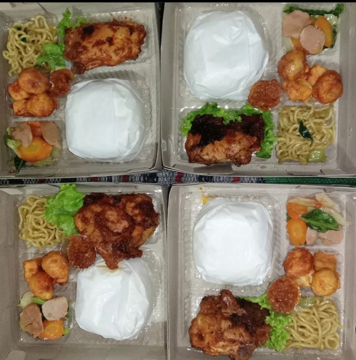 Nasi Box 'Azmi' 1