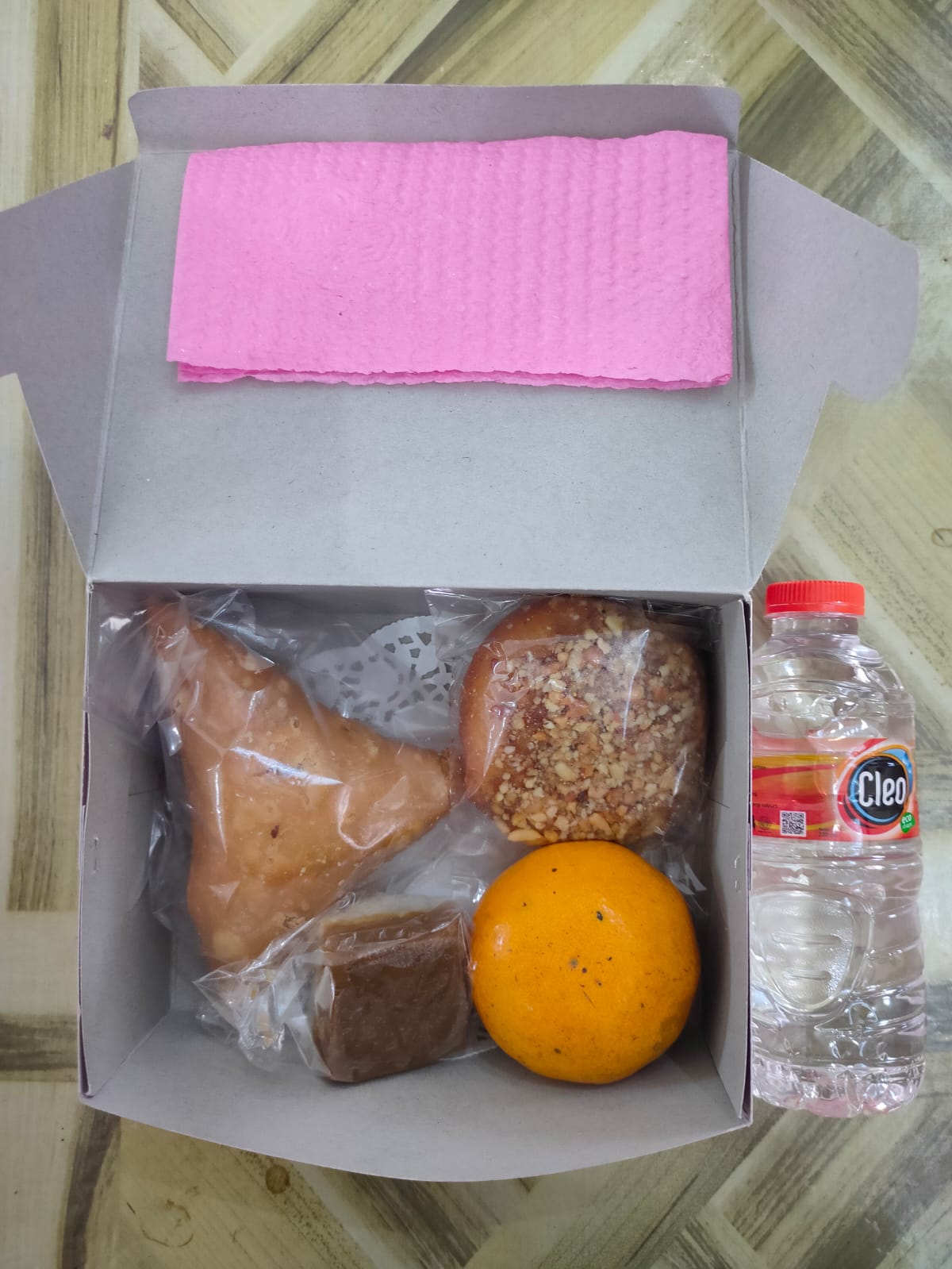 Snack Box - Chajota Cake and Cookies