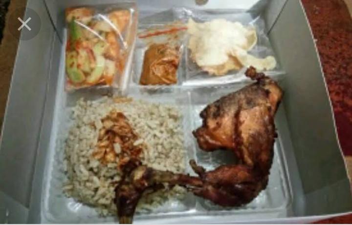 NASI BOX 1
