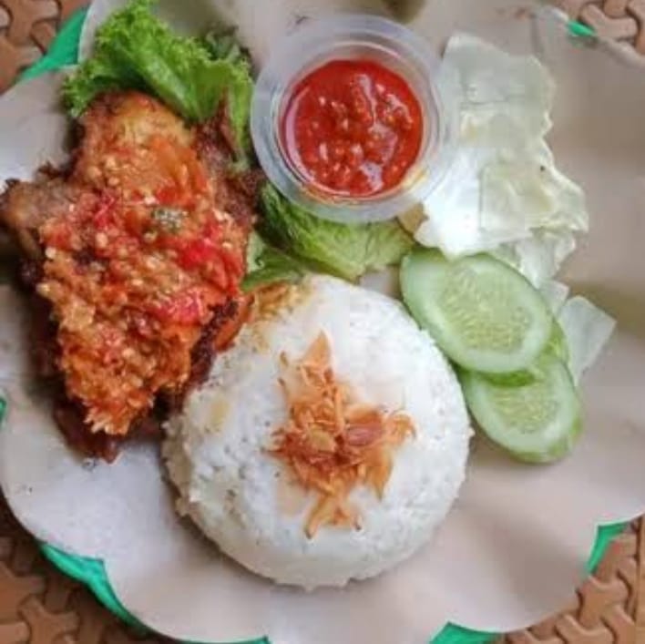 Nasi Penyet Sambal Bawang