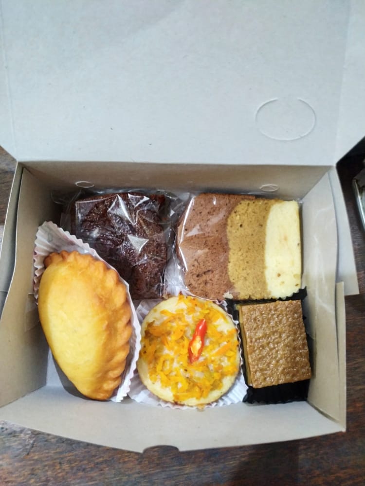 Paket Snack Box 6