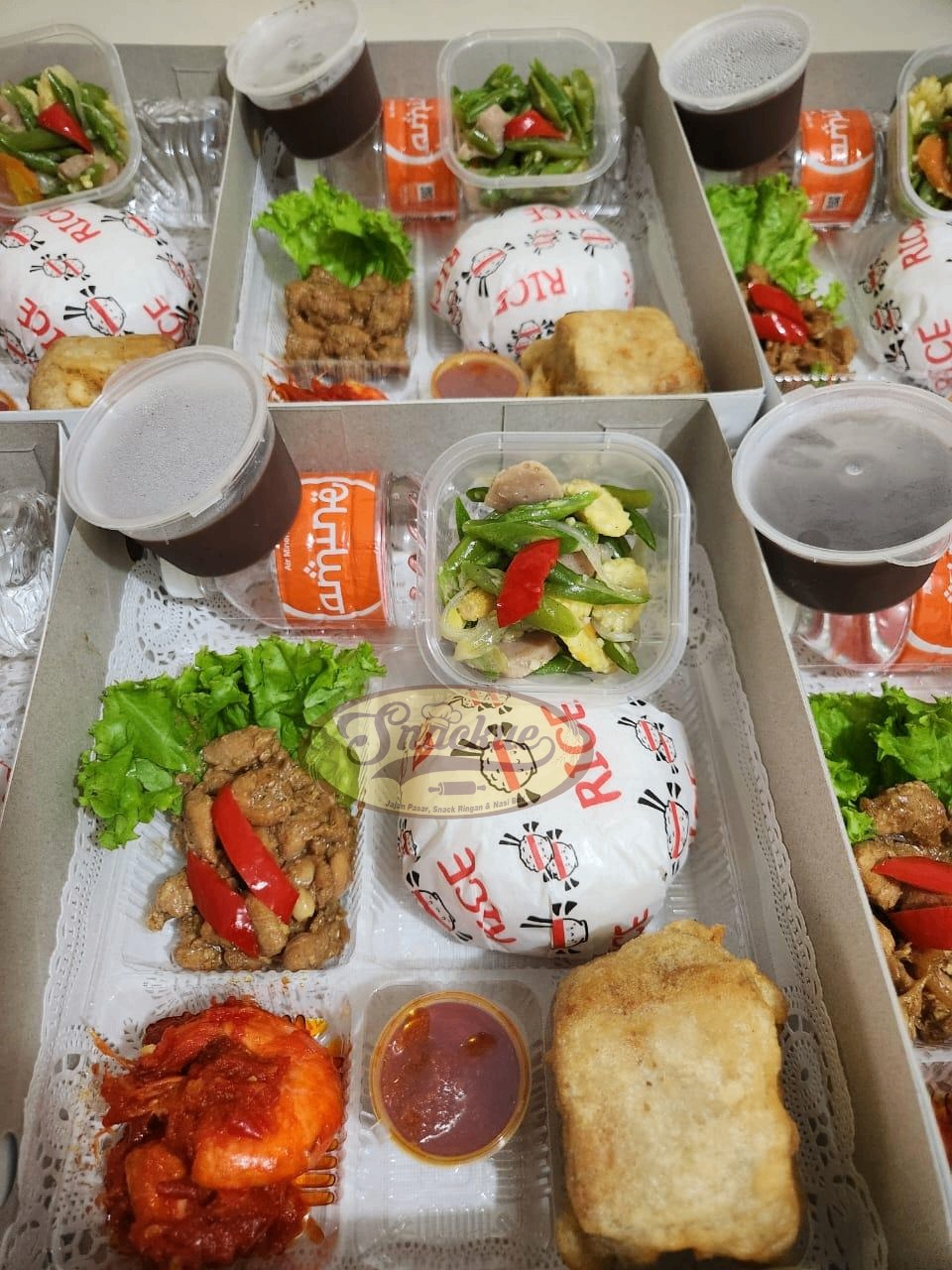 LUNCH BOX PAKET LENGKAP A