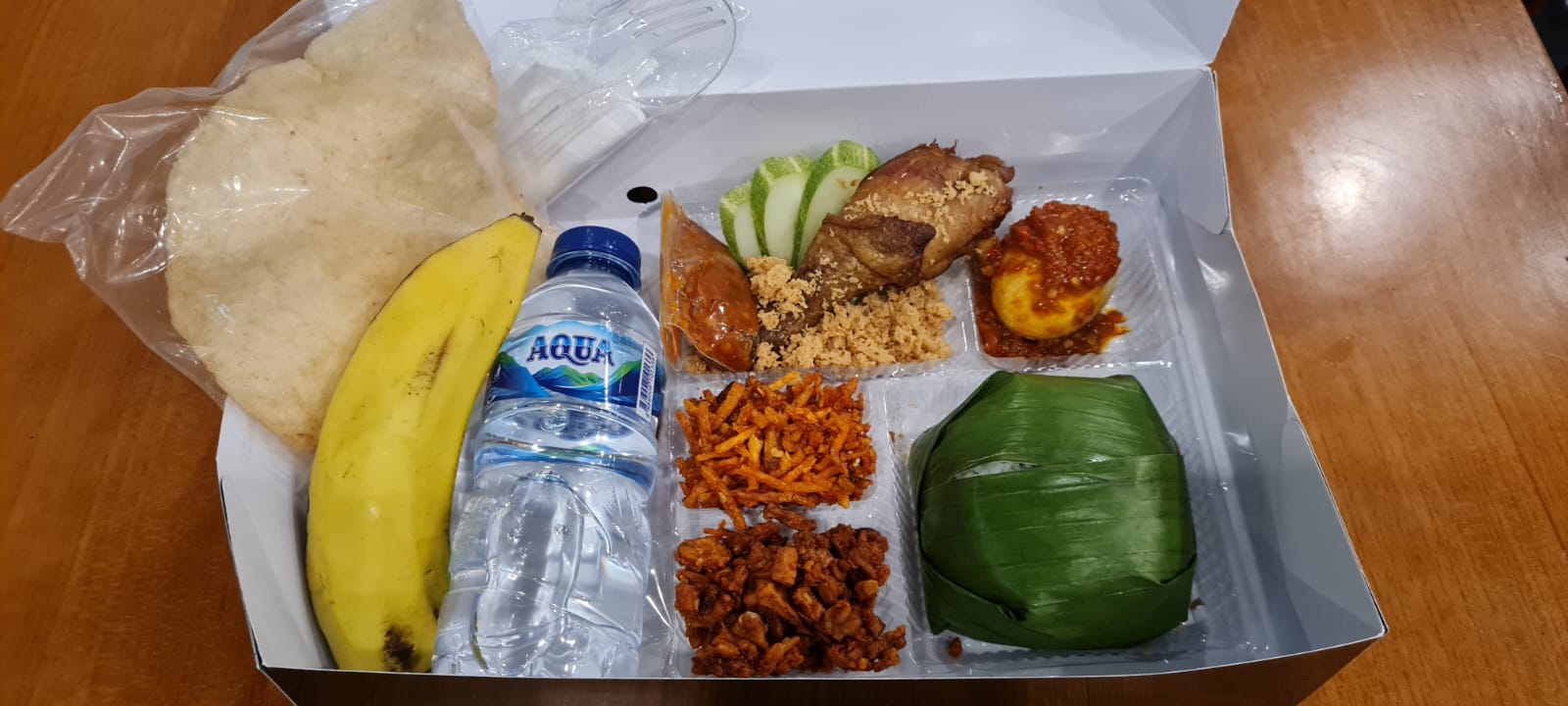 Paket Nasi Ayam Goreng Kremes