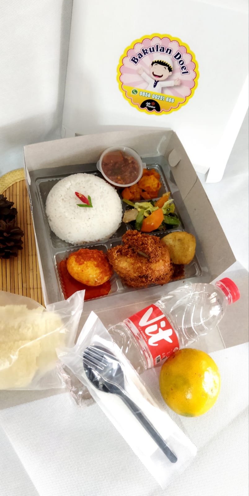 NASI BOX DOEL