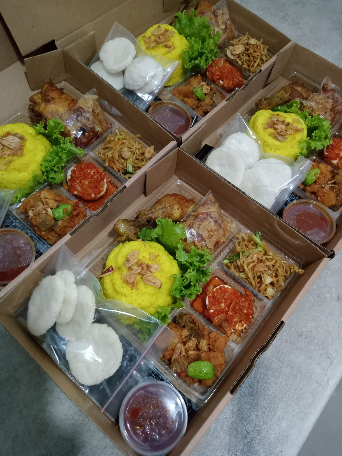 Nasi Kuning Box