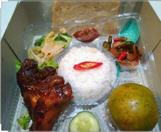 Nasi Box Komplit