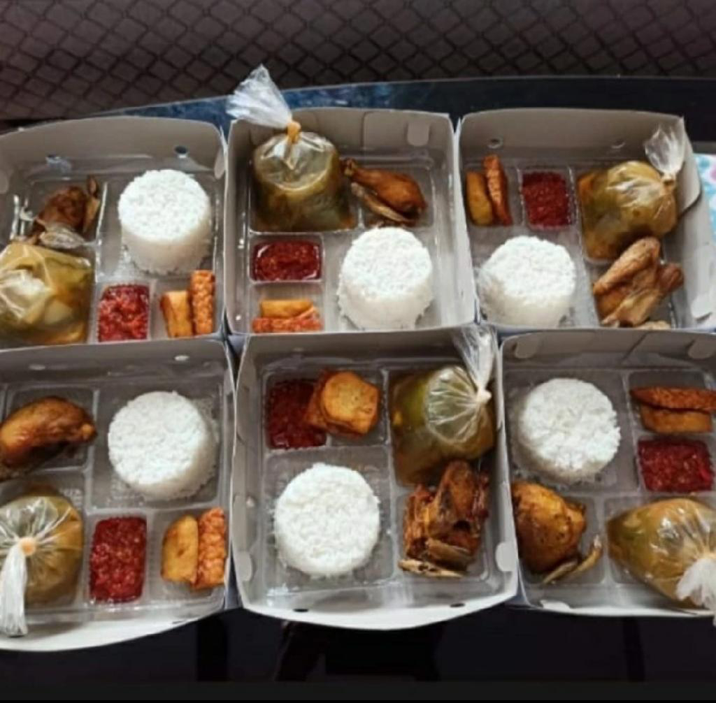Paket Nasi Ayam Sayur Asem / Lodeh1
