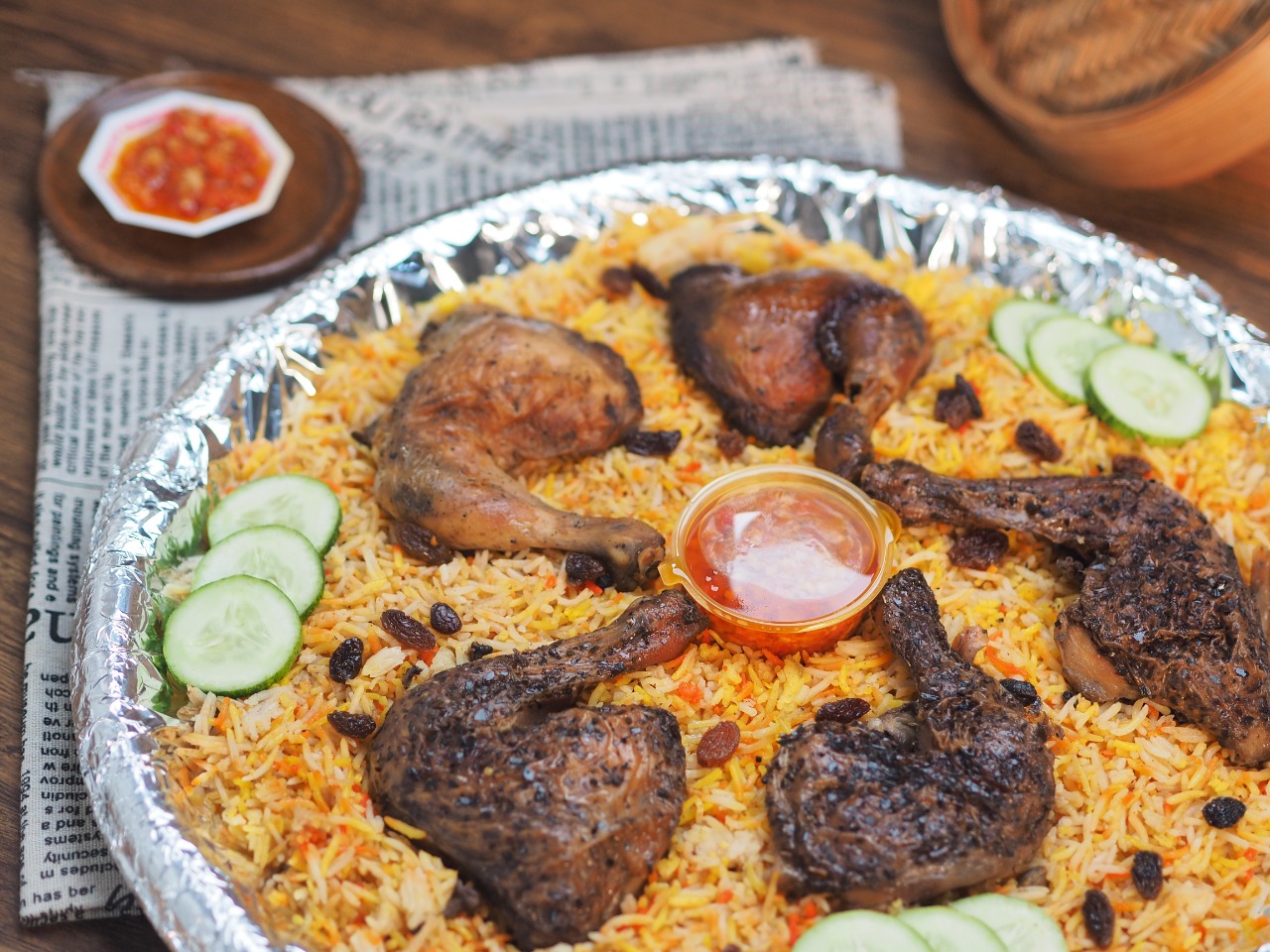 Nasi Kebuli Ayam Panggang/ Rempah/ Asap + Sambal + Timun