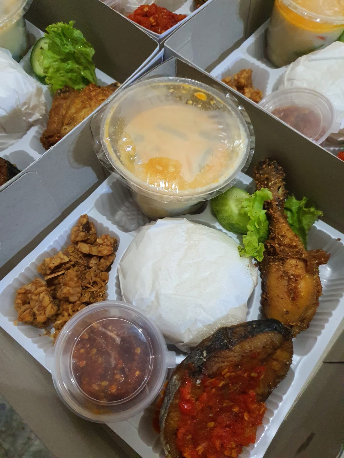 Nasi Box Reguler