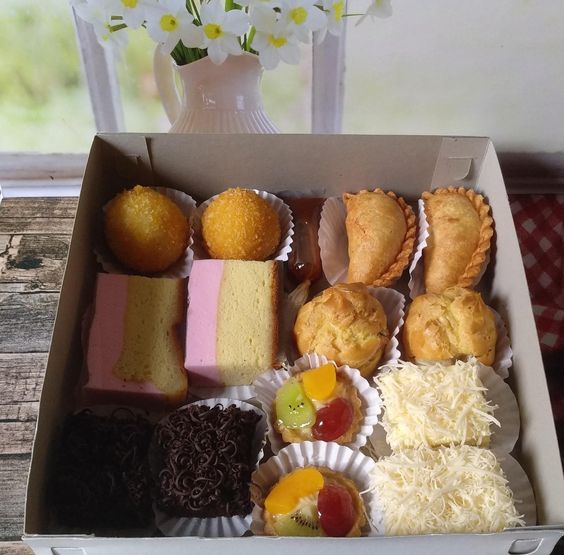 Snack Box &quot;Bukittinggi Sakato&quot;