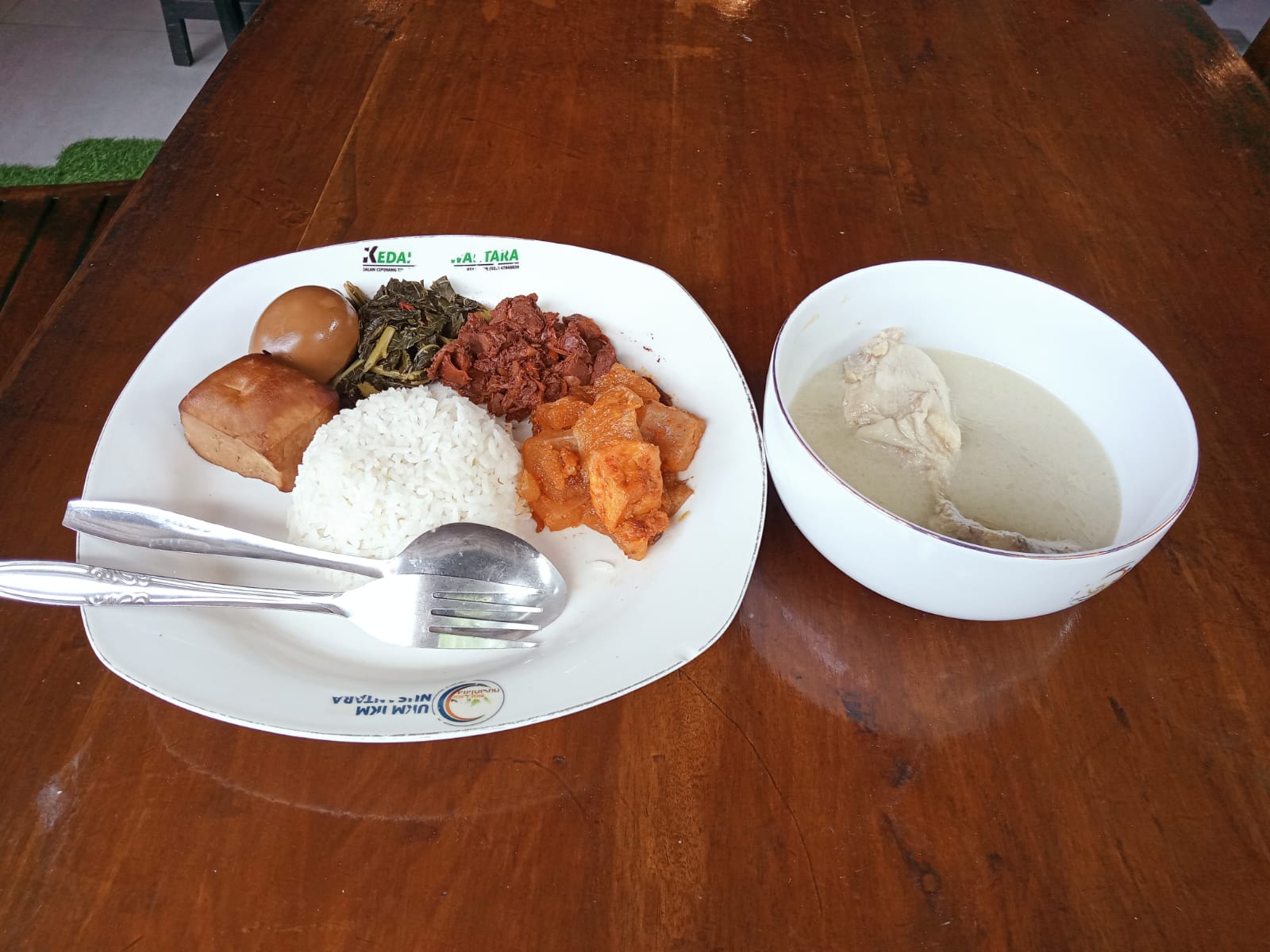 Nasi Gudeg Ayam Opor Chandra Bakery