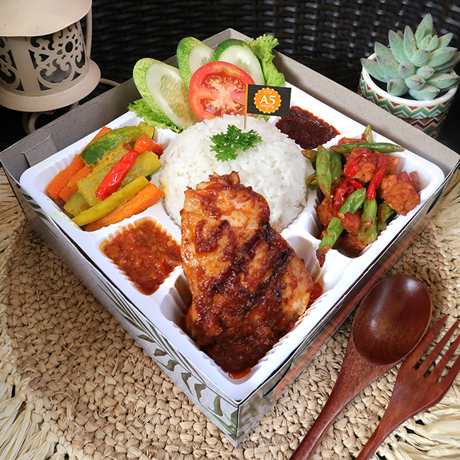 AYAM BUMBU RUJAK A5 CATERING CATERING