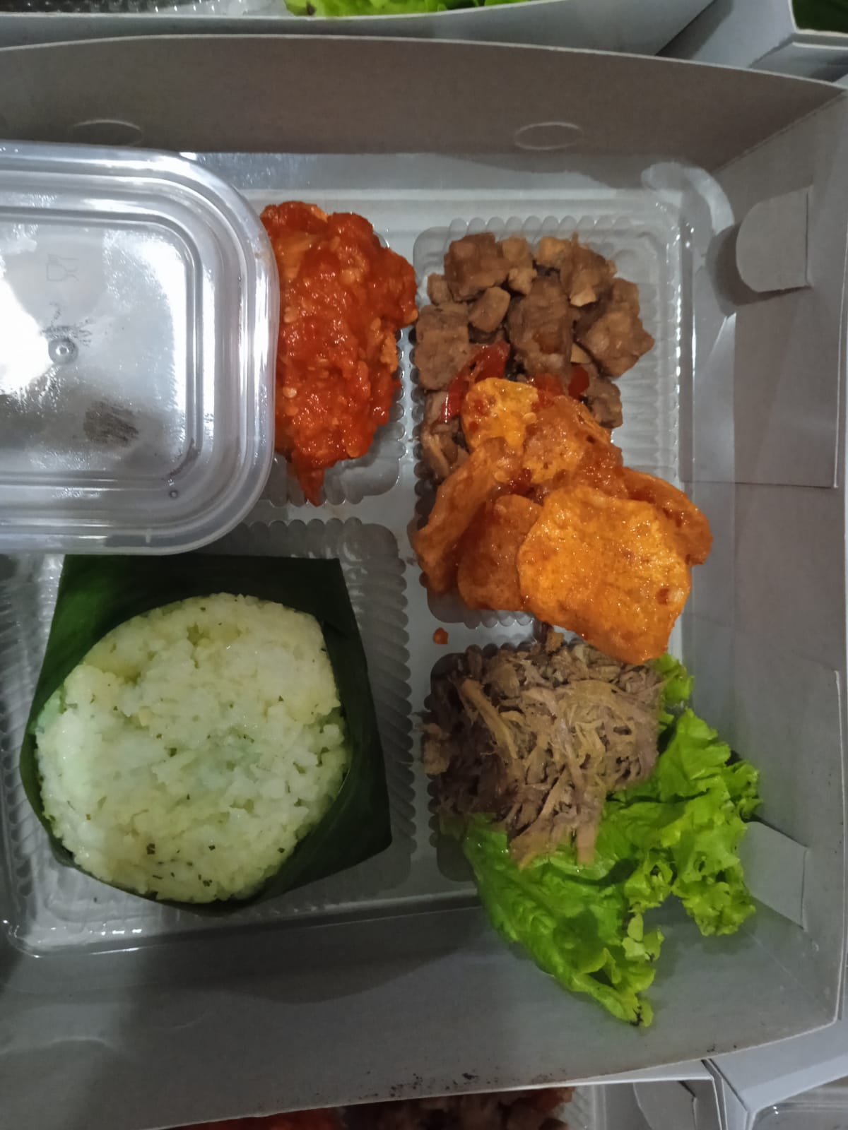 NASI HIJAU DAUN JERUK