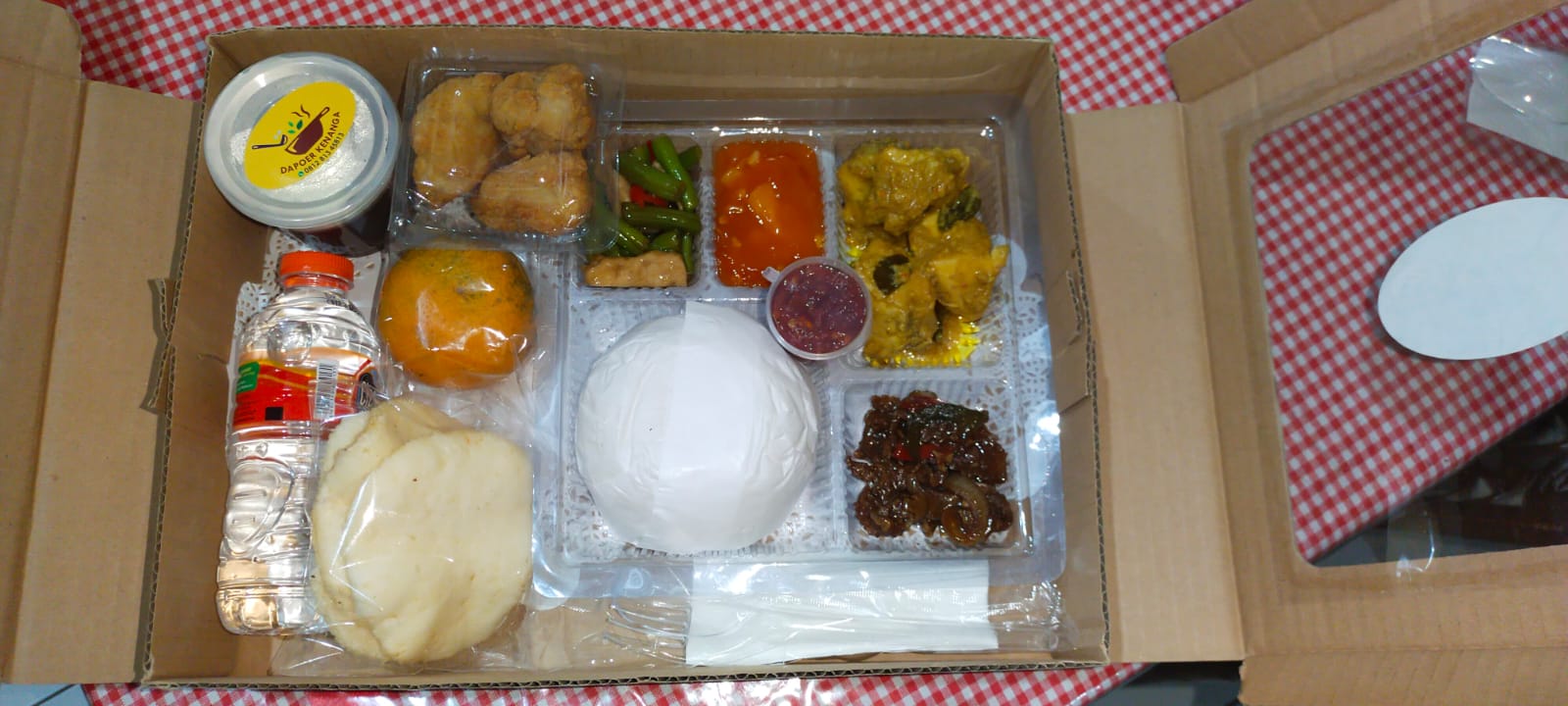 Paket Lengkap Nasi Box by ARCATE