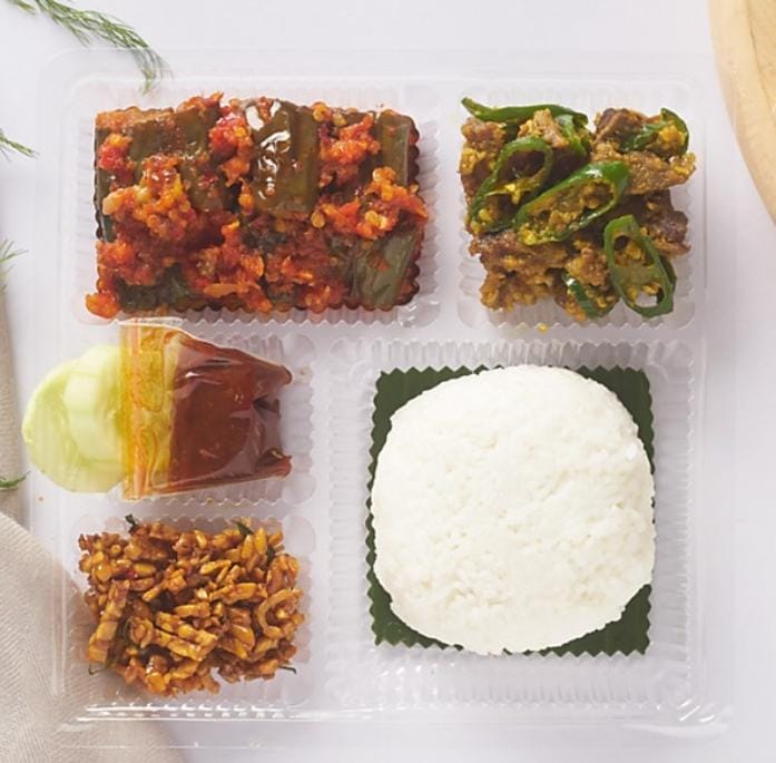 Nasi box oseng daging cabe ijo _ kemangi