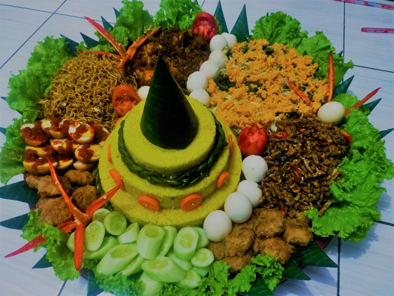 Nasi Tumpeng