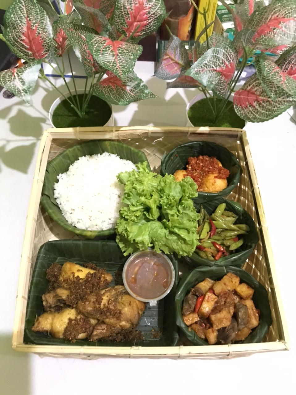 Nasi box by Rachma Berkah Catering