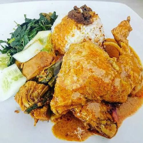 3. Nasi Box Ayam Komplit1