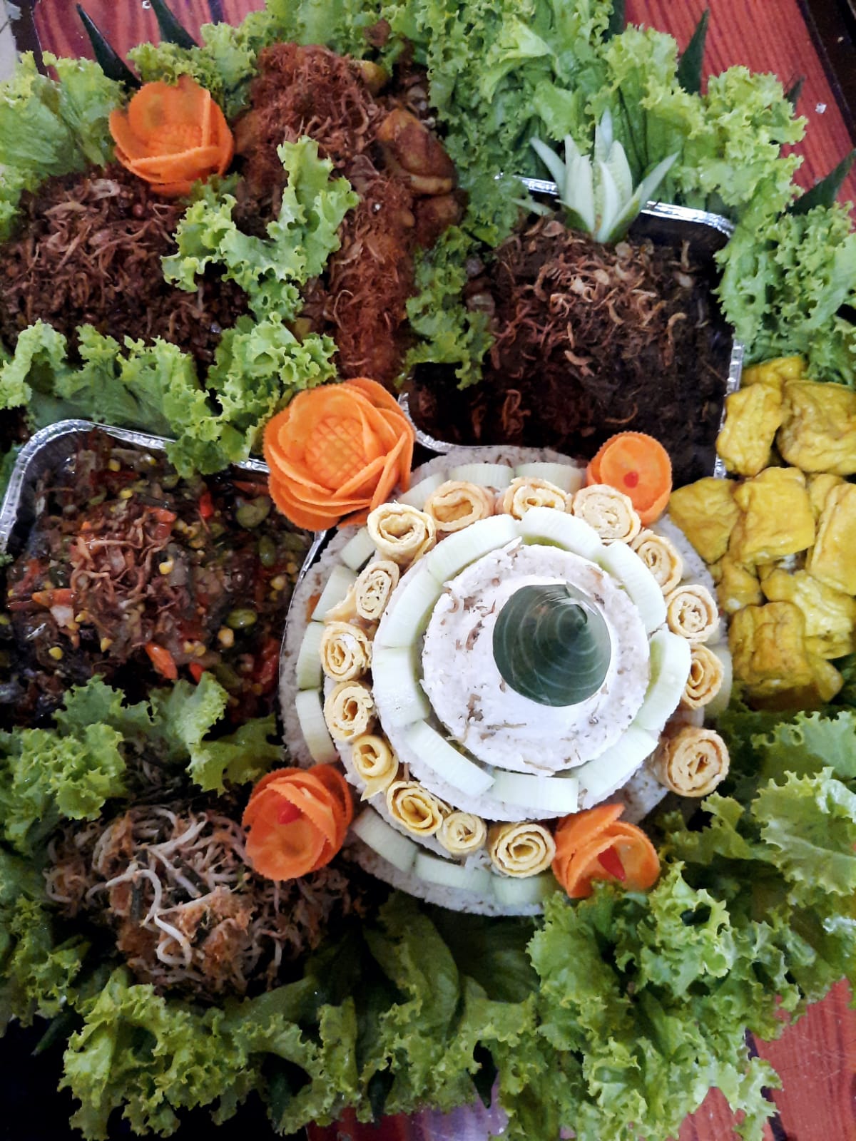 Tumpeng Nasi Liwet