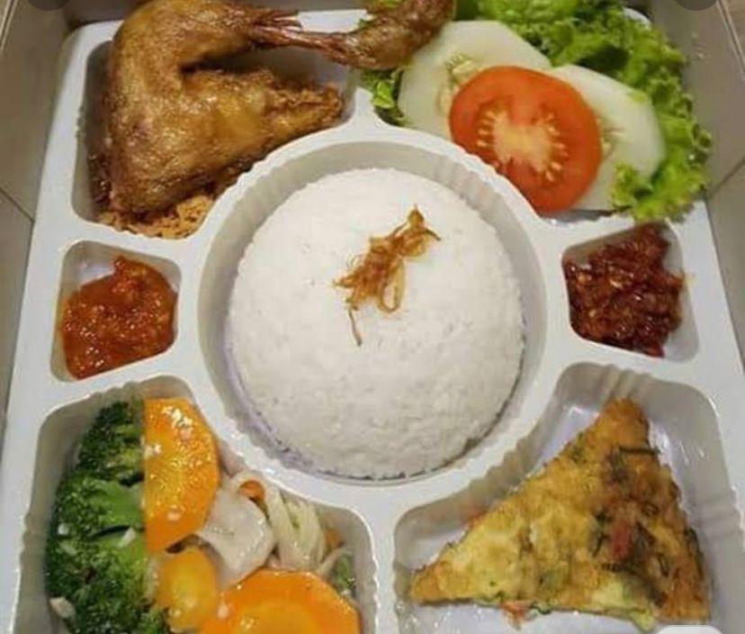 Nasi Ayam Goreng Wangi+Sayur