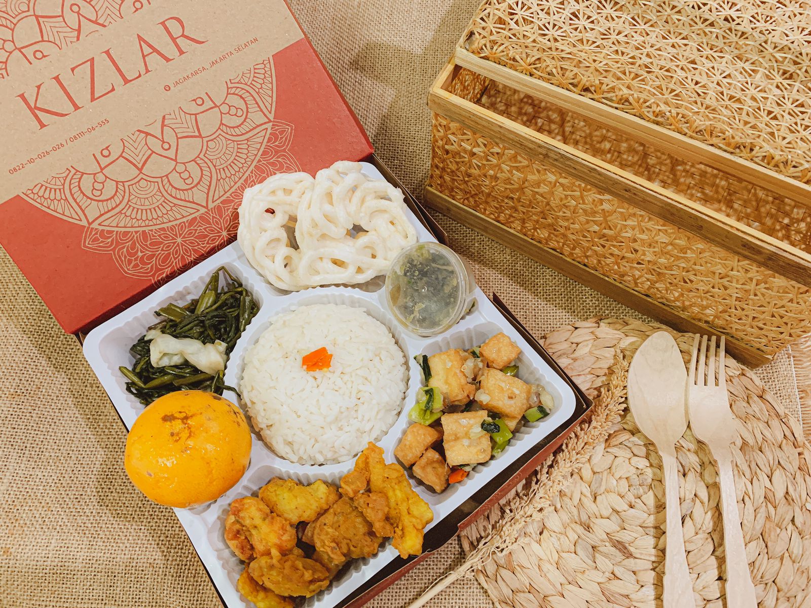 Nasi Box Gurame Kizlar