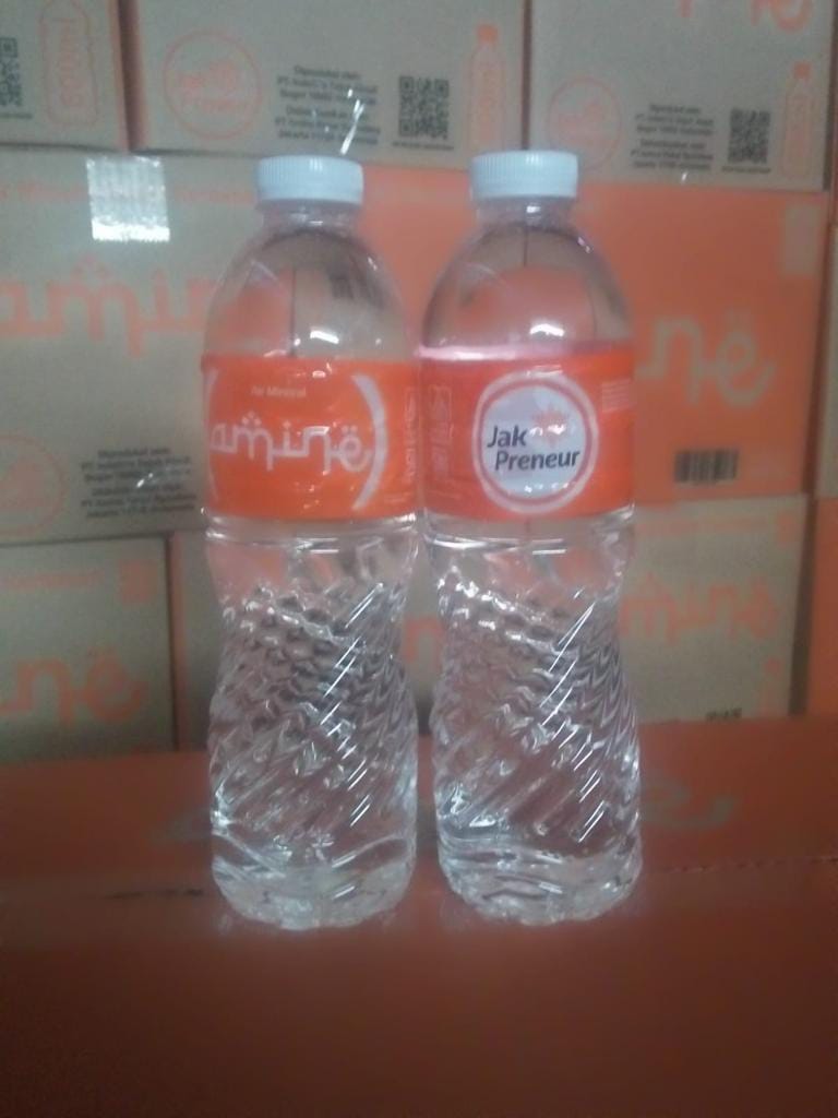 AIR MINERAL DALAM KEMASAN AMINE 600 ml