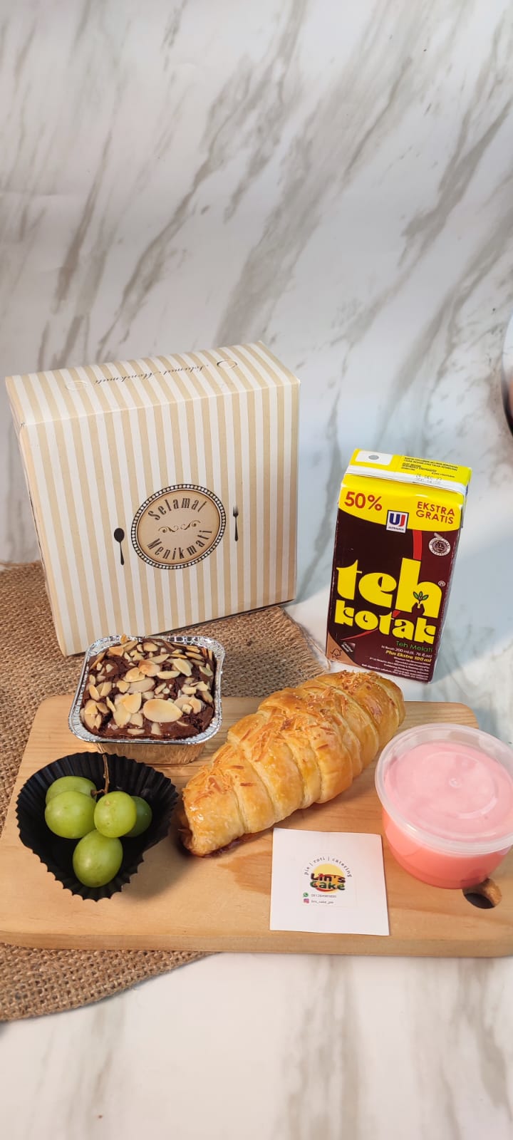 Snack Box Paket Croissant Cheese