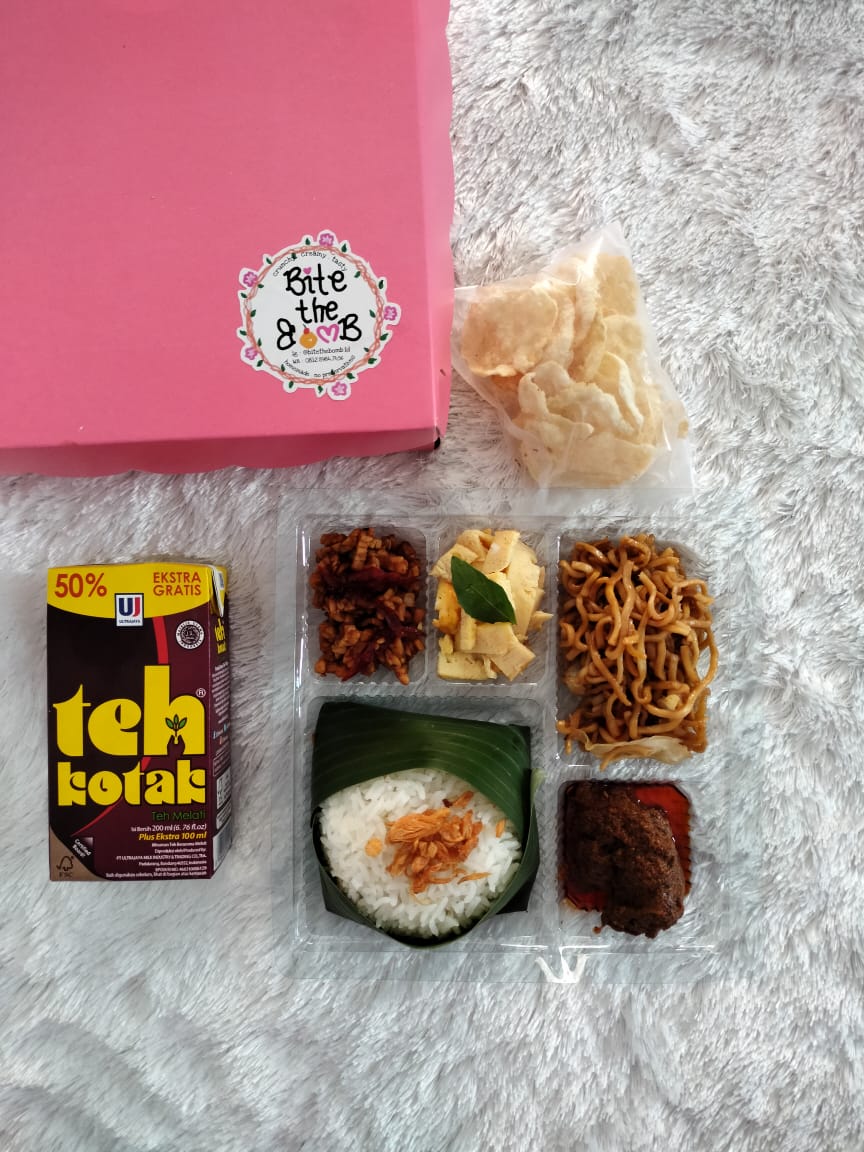 &quot;Nasi Uduk Betawi&quot; by bitethebomb.id