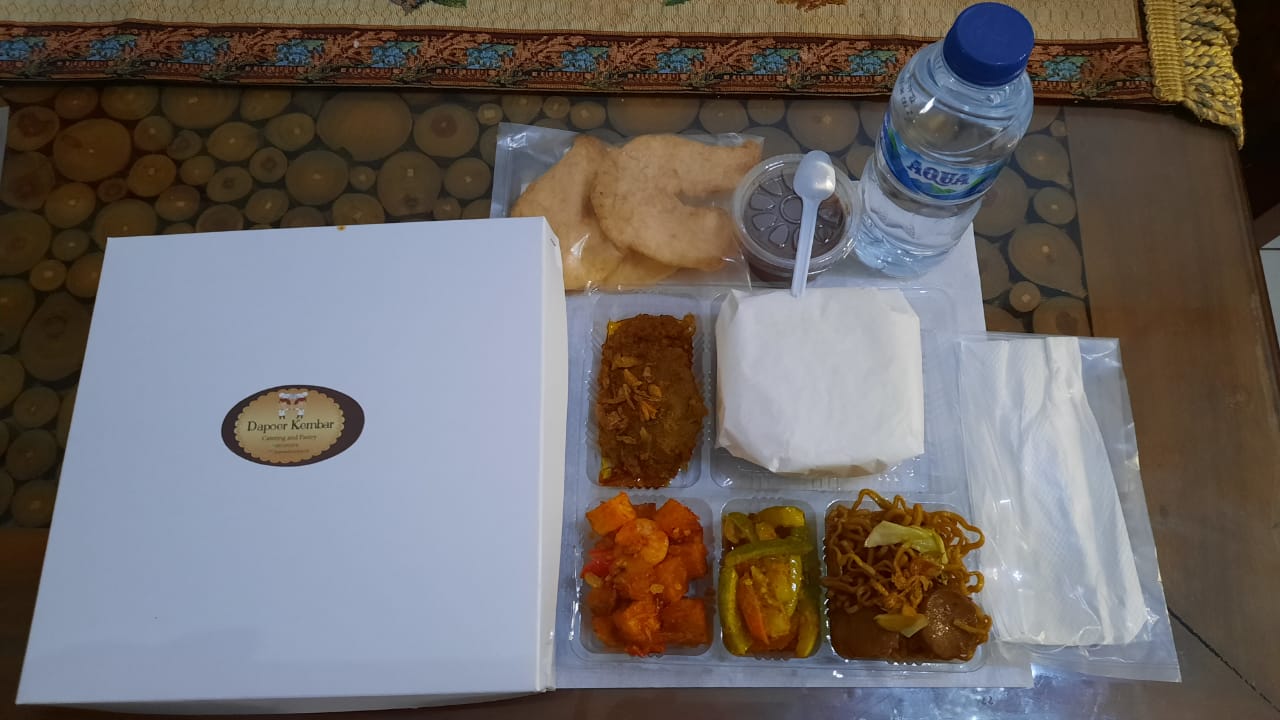 Nasi Box 2 Dapoer Si Kembar