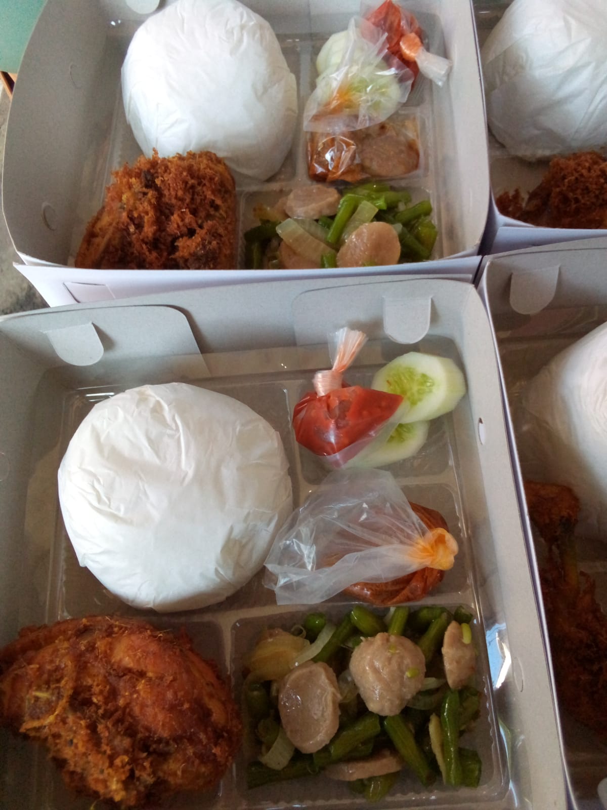 Nasi box paket 125 orang