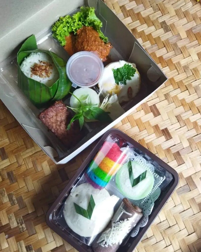 Paket Nasi Box + Snack