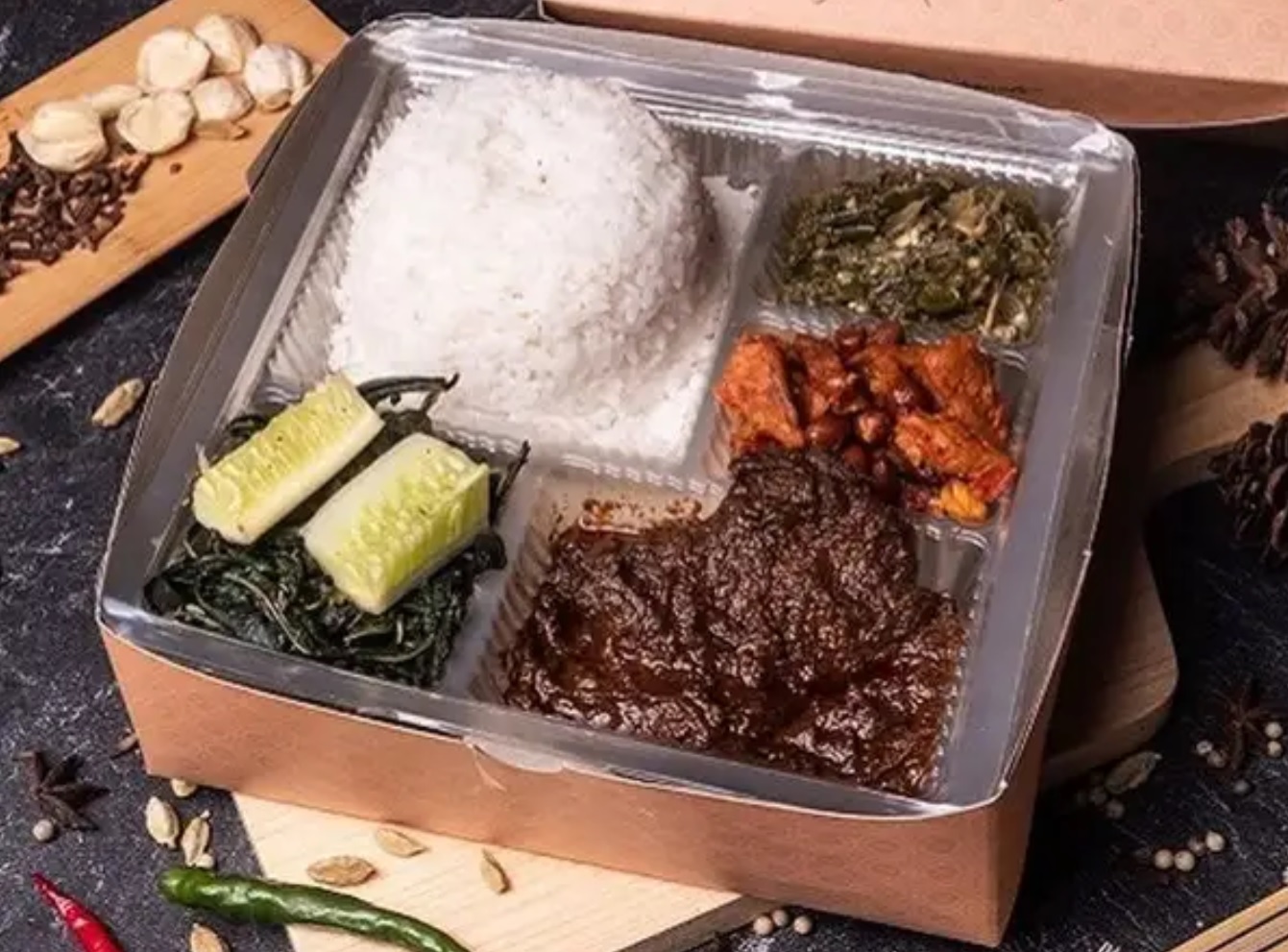 Paket Nasi Padang Box