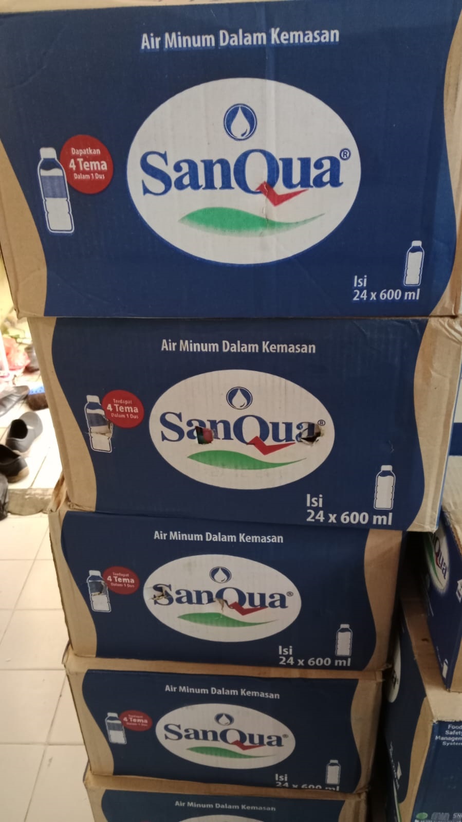 SANQUA BOTOL 330 ML