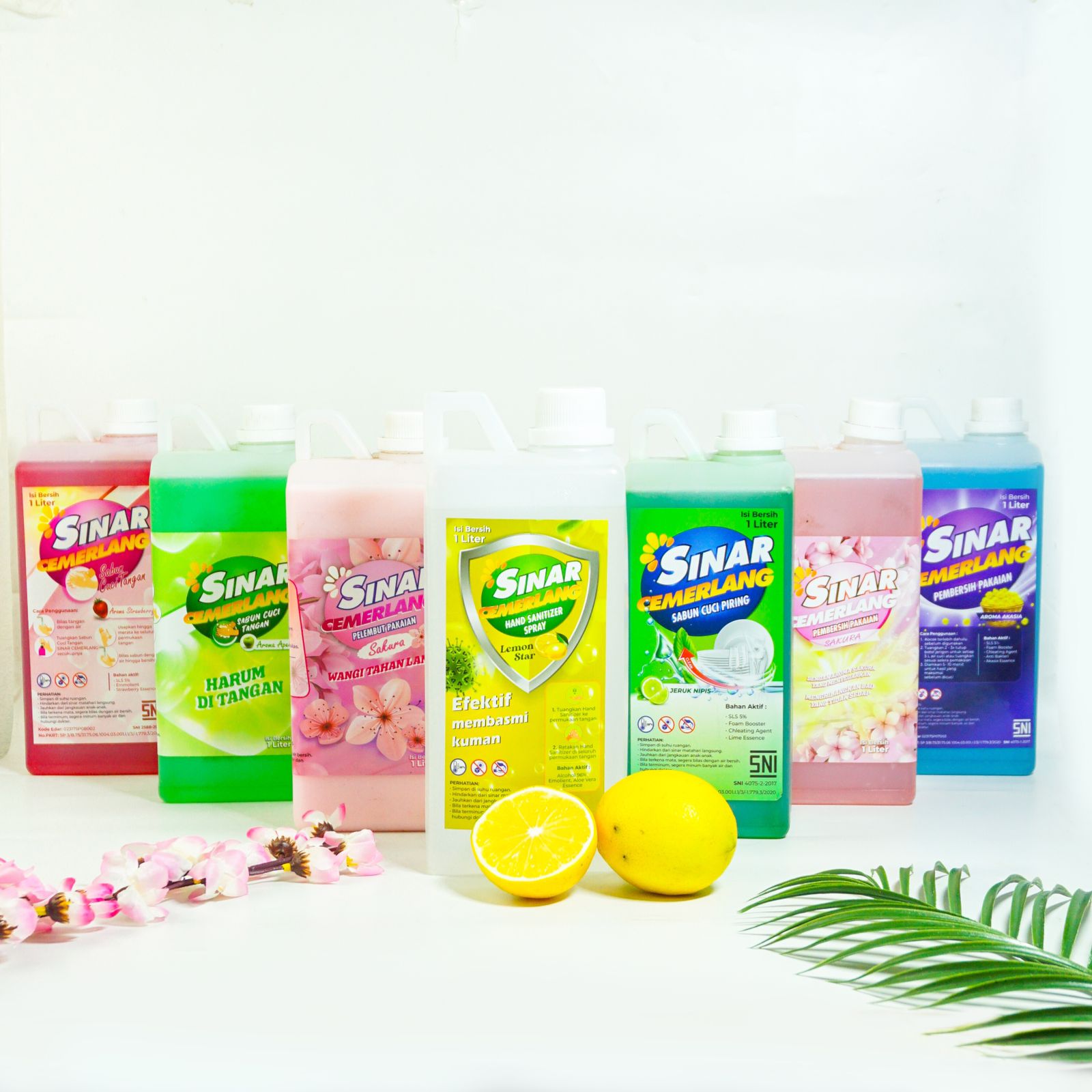 Detergen Sinar Cemerlang Aroma Sakura 1 Liter