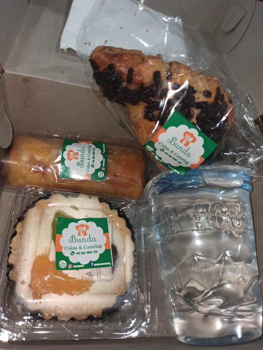 Paket Snack Meriah by Bunda Cake Bacang