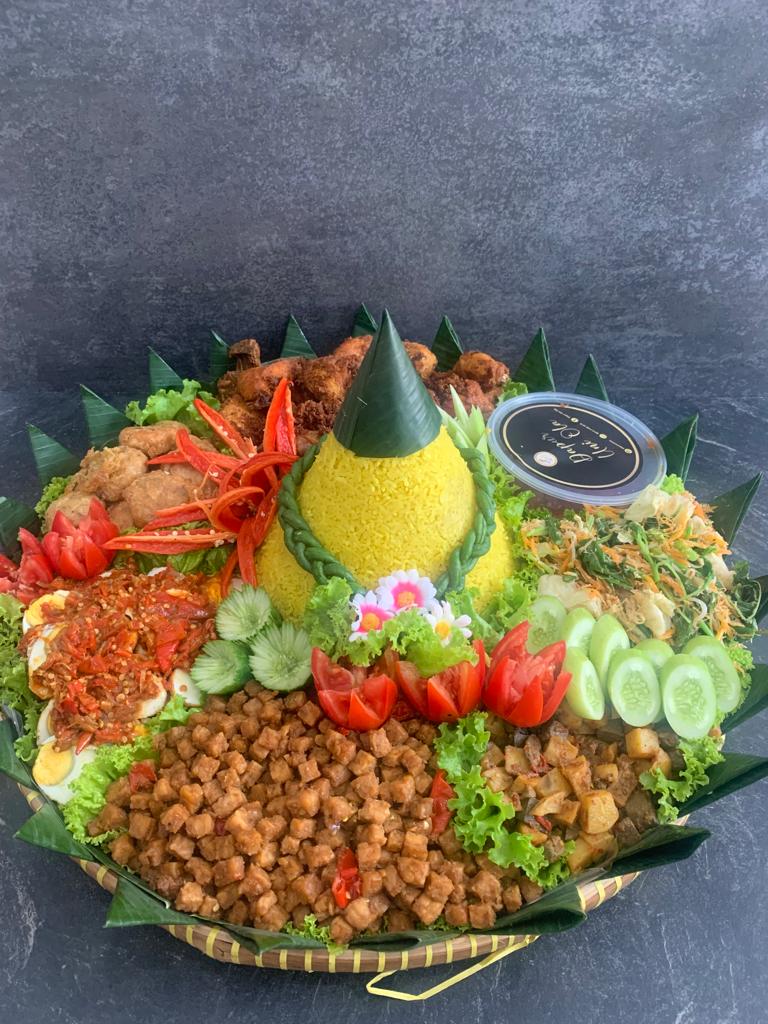Nasi Tumpeng Dapur Uni Ola