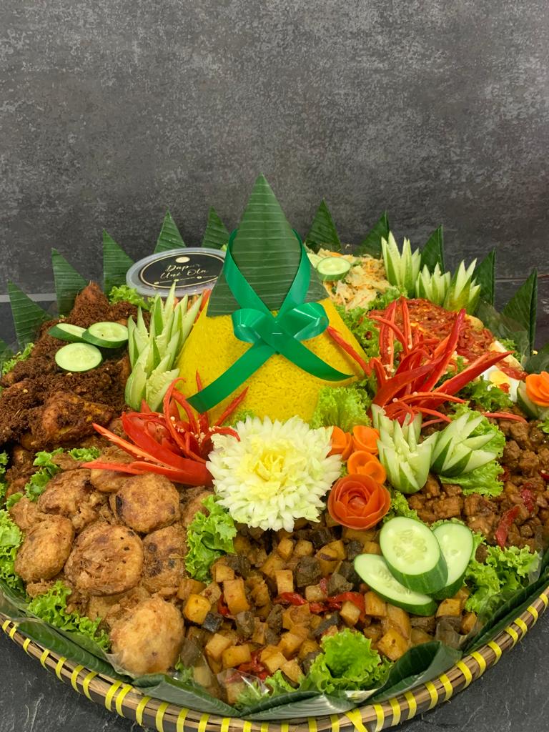 Nasi Tumpeng Dapur Uni Ola