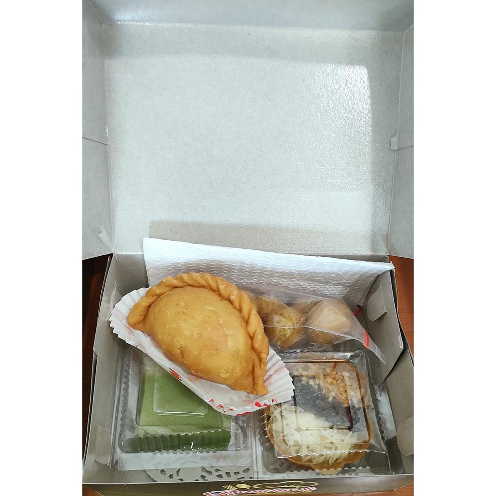 Snack Paket 1 by Roro Kitchen