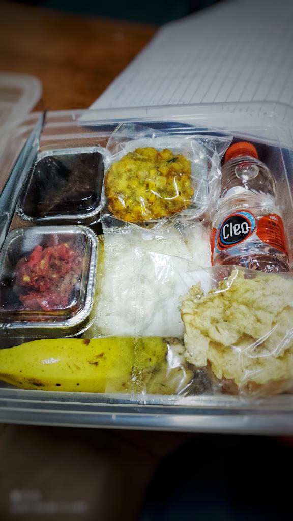 nasi box premium vianj1