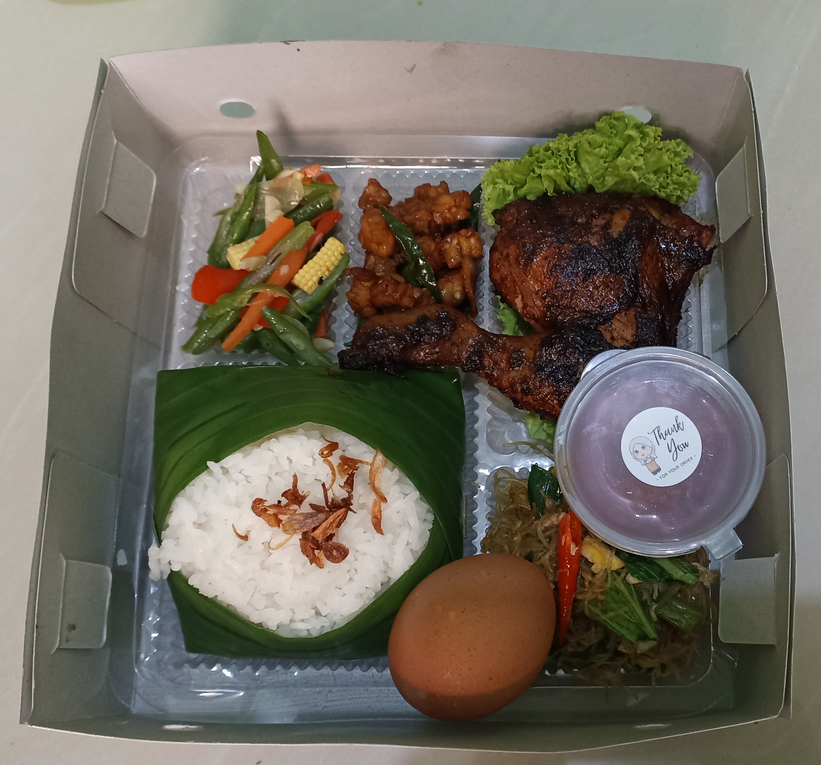 nasi box komplit ayam bakar
